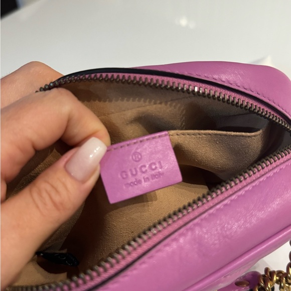 Gucci bag used only few times very good condition - Picture 4 of 7